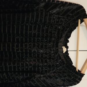 Chic Black Velvet Women's Blouse